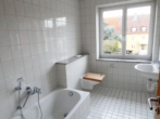 Bad - Großzügige 4-Zimmer-Wohnung mit Gartennutzung in Oberndorf